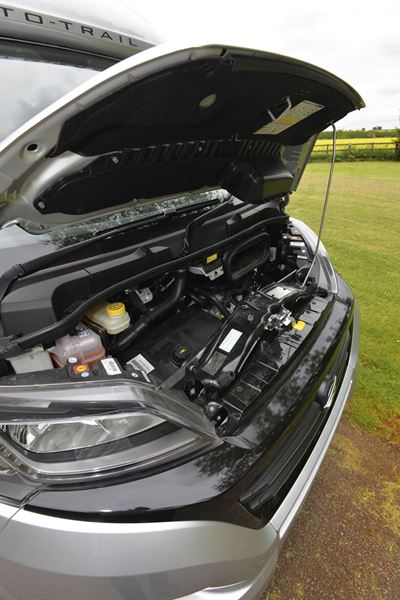 Motorhome base vehicle servicing