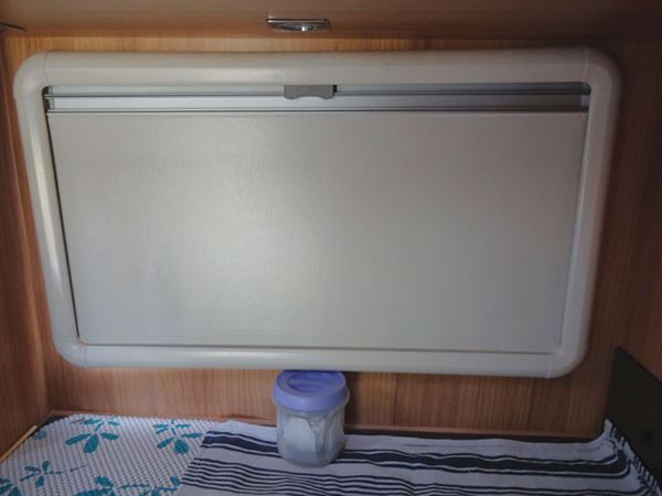 Fixing a jammed roller blind is a quick task