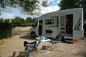 Low profile motorhome (picture: Warners Group Publications) Low profile motorhome (picture: Warners Group Publications)