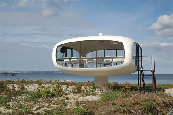 The former lifeguard tower at Binz