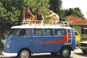 The 1966 splitscreen VW Kombi that Alf bought in 1983