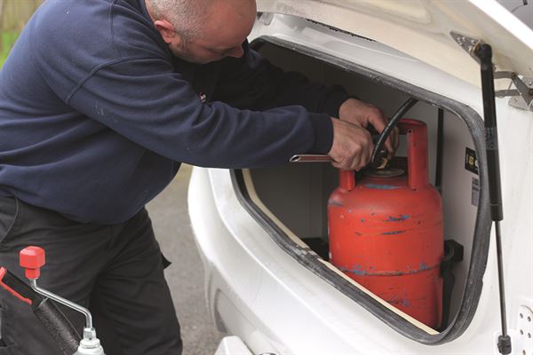 Checking the gas fittings