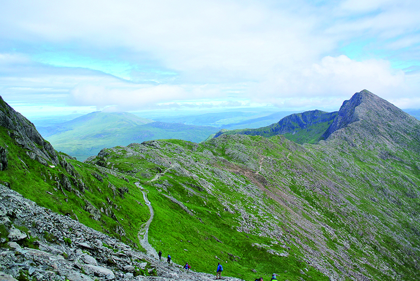 snowdon with a campervan