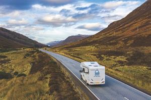 Motorhome hire picture courtesy of Bunk Campers (www.bunkcampers.com) Motorhome hire picture courtesy of Bunk Campers (www.bunkcampers.com)
