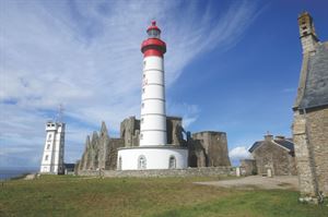 Pointe Saint-Mathieu Lighthouse (photo courtesy of Carol Kubicki) Pointe Saint-Mathieu Lighthouse (photo courtesy of Carol Kubicki)