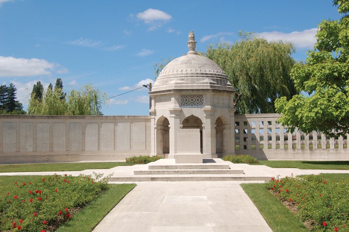 A memorial On the water