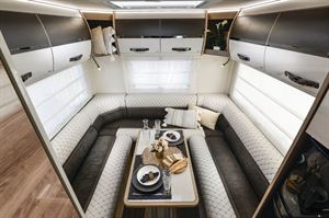 The lounge inside the K-Yacht 95 Tekno Line (photo courtesy of Mobilvetta)