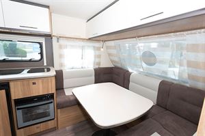 The 455 with a U-shaped lounge