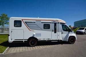 ...and its twin, the Hymer Exsis t 588