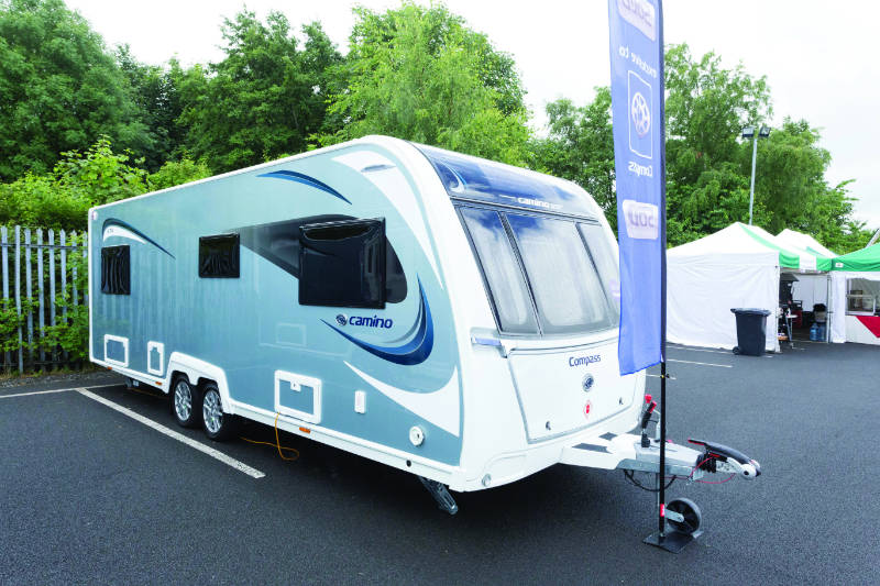 Compass Camino 674 2018