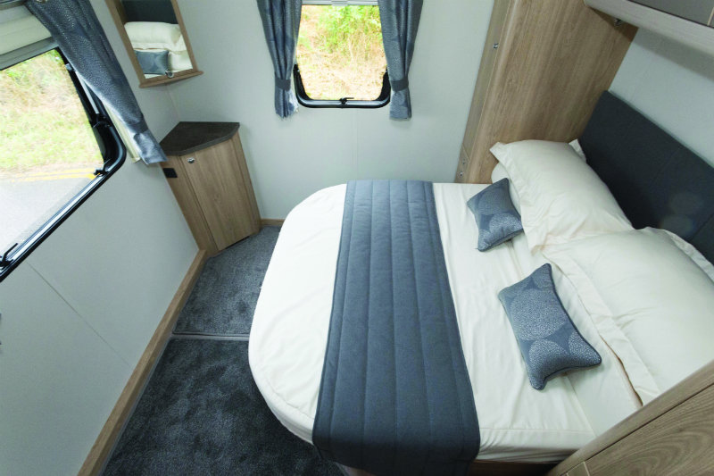Elddis Avante 860
