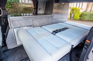 The rock 'n' roll bed