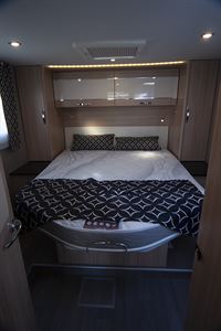Florium Mayflower 70 LMF Black Pearl island bed Florium Mayflower 70 LMF Black Pearl island bed