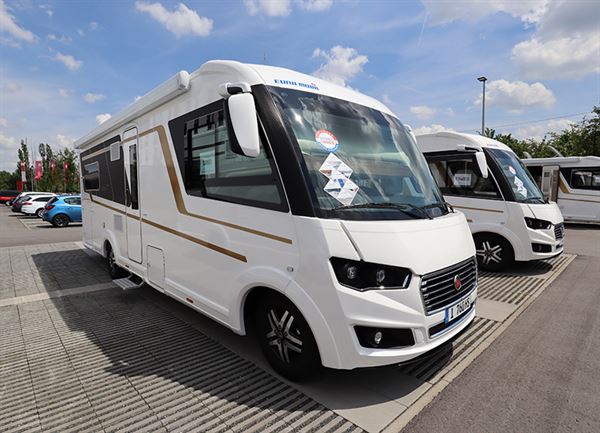 Integra 760 HS © Warners Group Publications, 2019