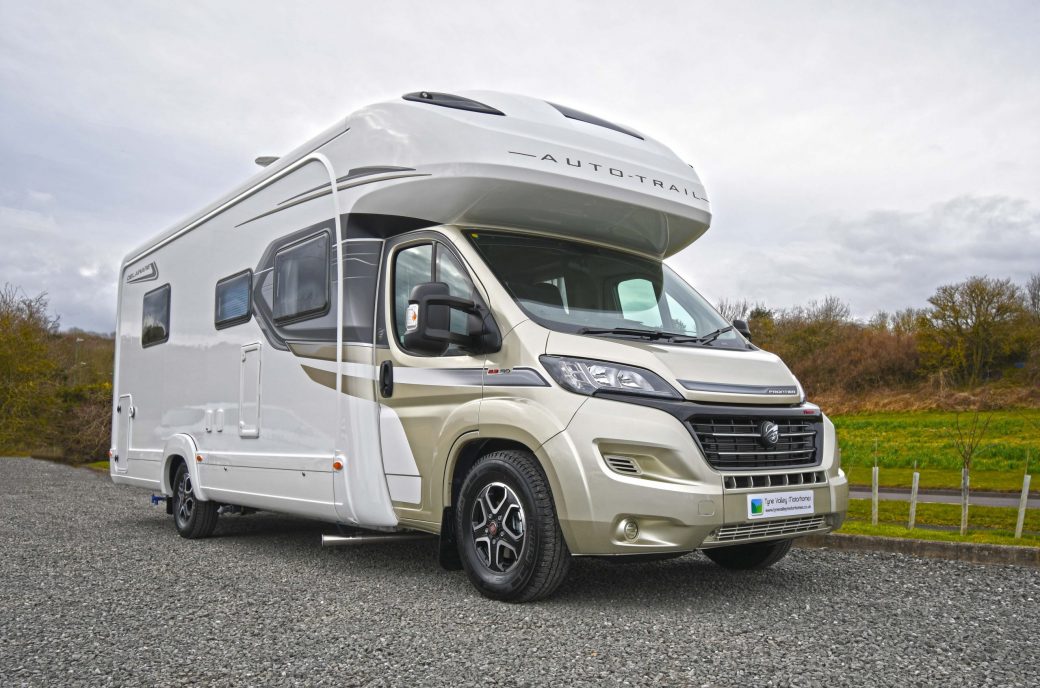 Auto-Trail Delaware Hi-Line motorhome