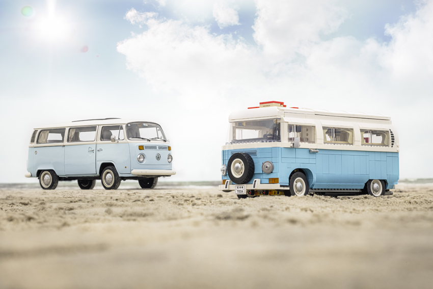 Lego Volkswagen T2 campervan