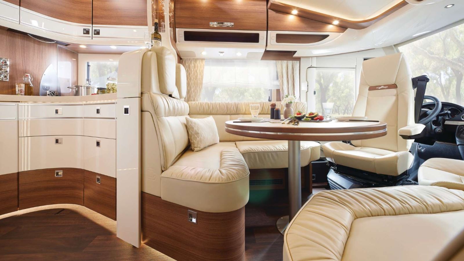 Inside the Chic E-line