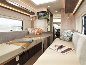 Ecovip 645 interior (photo credit: Laika)