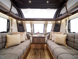 Laser 875 interior (photo credit: Coachman)