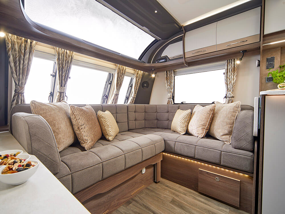 Inside the Laser 545 Xtra