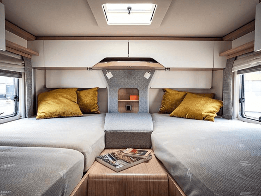 Hymer B-ML I 780 bedroom Hymer B-ML I 780 bedroom