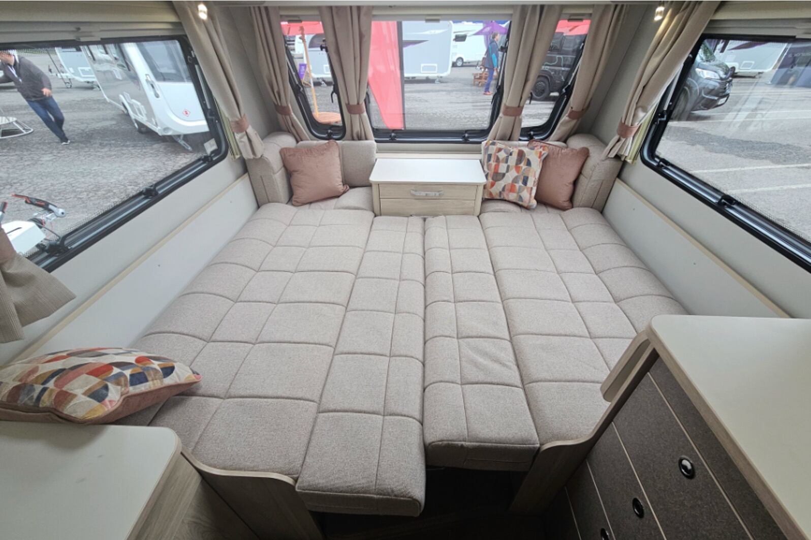 The bedroom inside the Elddis Avante 520