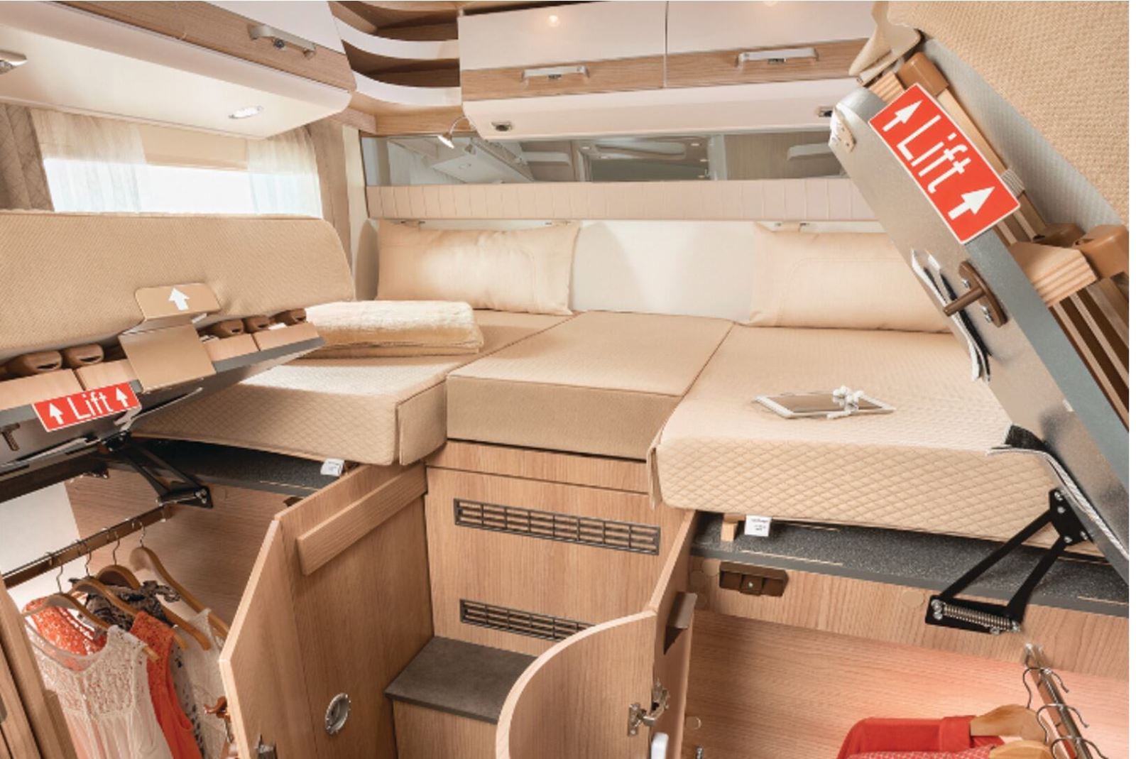 The bedroom inside the Malibu T/I 490 RB-LE The bedroom inside the Malibu T/I 490 RB-LE