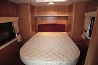 motorhome bed - Lunar Roadstar 800