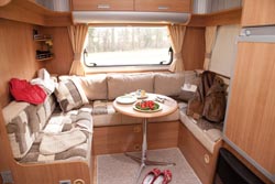 rimer caravan lounge
