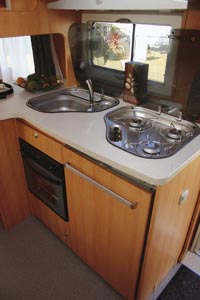 caravan kitchen - tec travel king