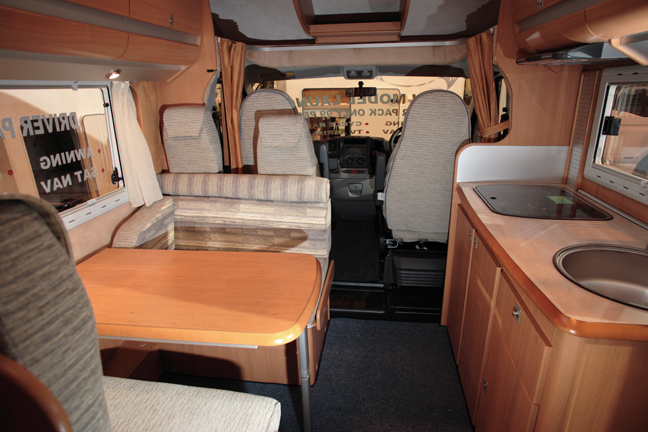 motorhome interior - Mobilvetta Top Driver P81U