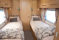 Elddis Avante 574