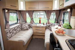 Elddis Avante 574