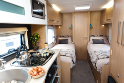Elddis Avante 574