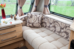 Elddis Avante 574