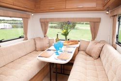 Lunar Lexon dining image