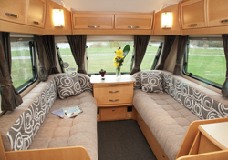 elddis avante 646 caravan lounge