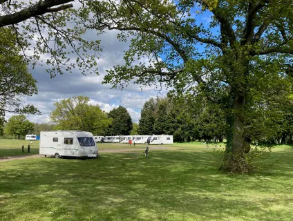 hop-farm-campsite-image-2