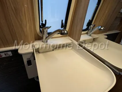 Hymer Grand Canyon S 2022