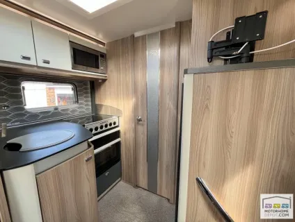 Swift Bolero 714SB Black Edition 2016
