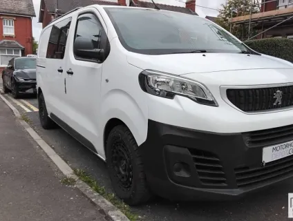 Peugeot Expert Professional 2019