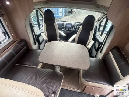 Pilote Explorateur P731 2015