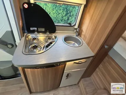Weinsberg Carahome 550mg 2017