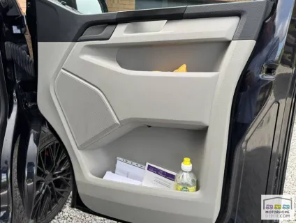Volkswagen Campervan  2019