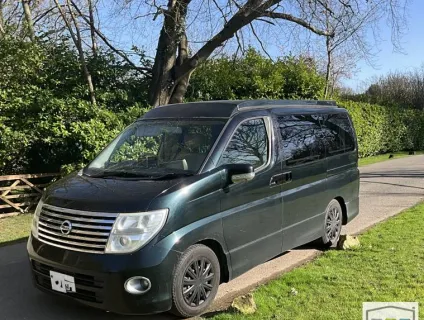 Nissan Elgrand  2005