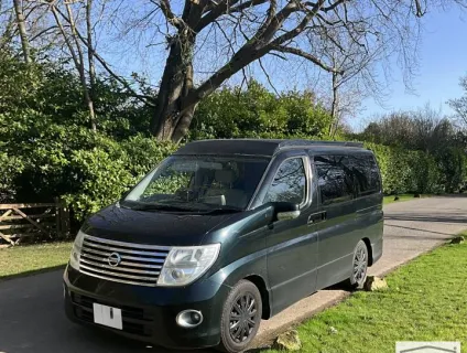 Nissan Elgrand  2005
