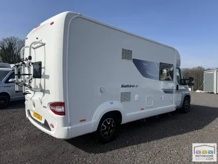 Swift Escape 695 2017