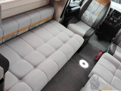 Auto-Sleepers Nuevo 60th Anniversary ES 2021