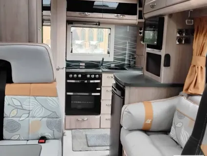 Auto-Sleepers Nuevo 60th Anniversary ES 2021