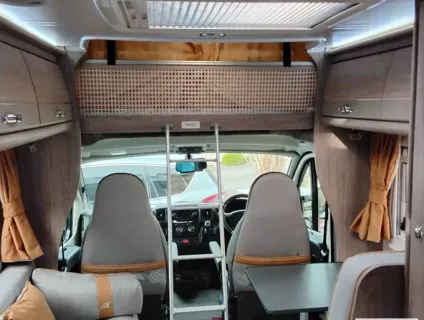 Auto-Sleepers Nuevo 60th Anniversary ES 2021